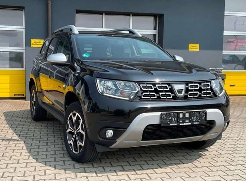 Perlmutschwarz Gebraucht 2020 Dacia Duster Prestige SUV | 15.500 € (Fairer Preis) - Bild 1/4