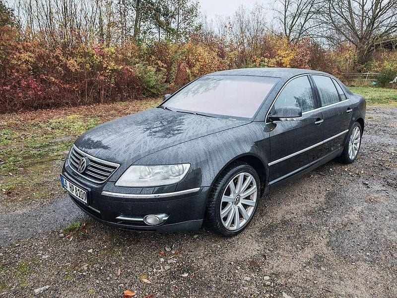 Schwarz Gebraucht 2009 VW Phaeton Limousine | 9.990 € (Teuer) - Bild 1/4