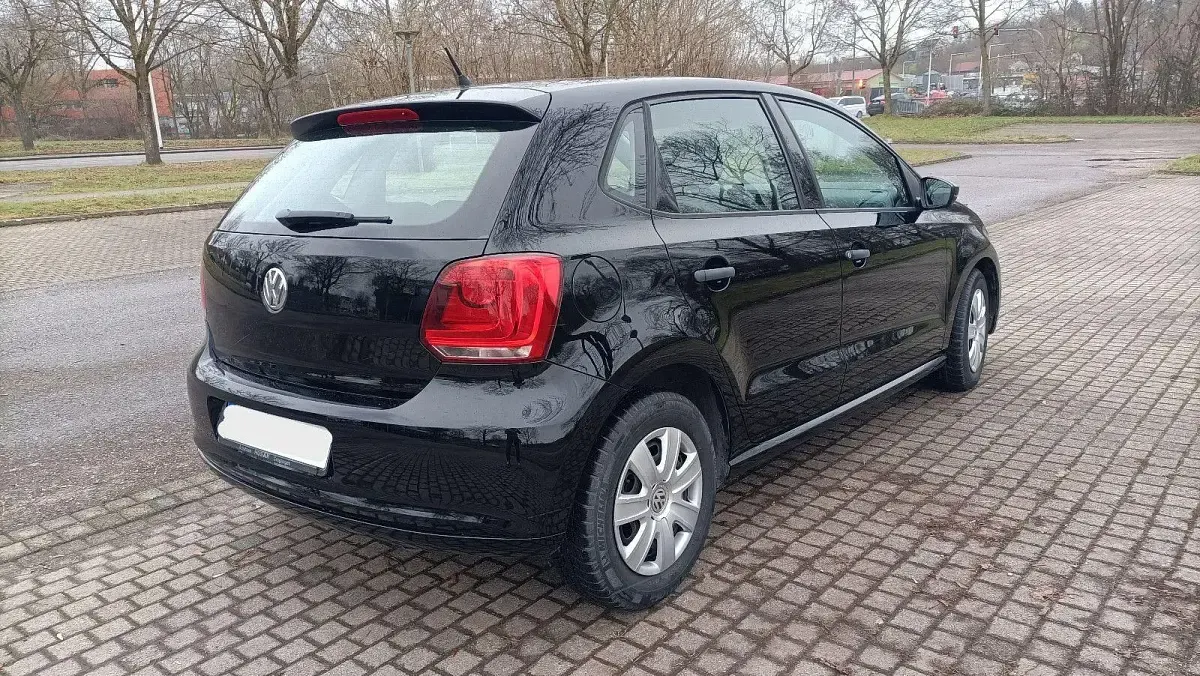 Gebraucht VW Polo 75 PS (55 kW) 2011 Schwarz Limousine
