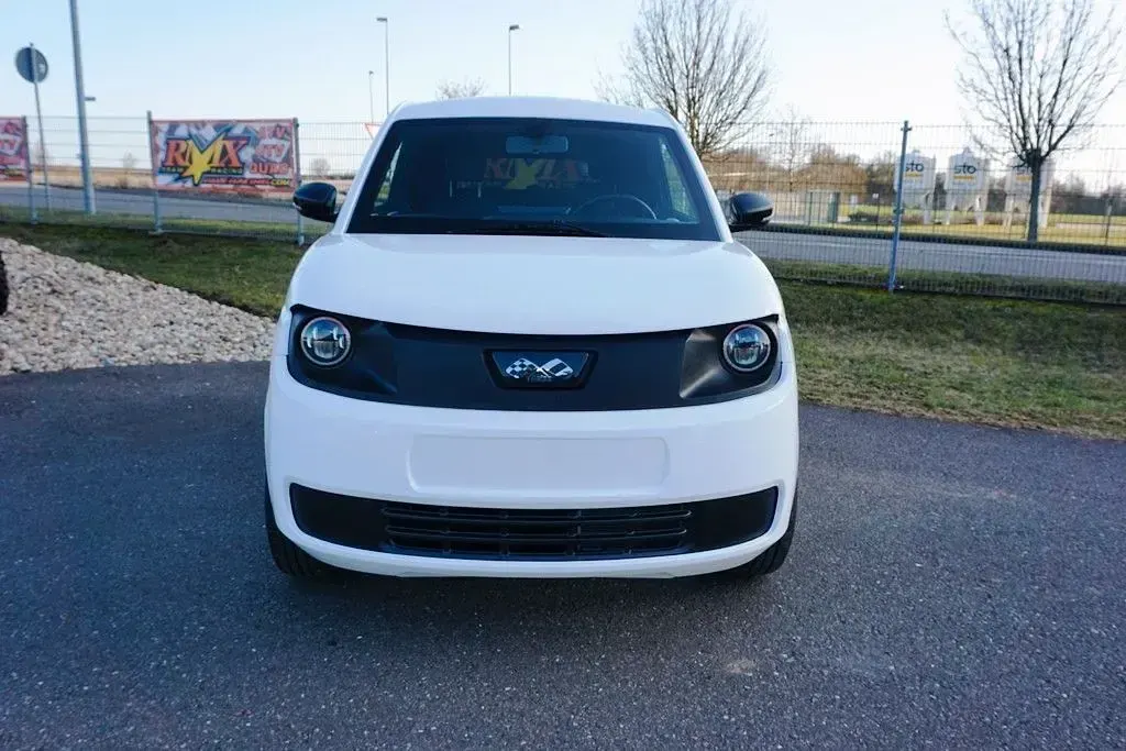 Neu Ligier Myli 2026 Weiß Kleinwagen