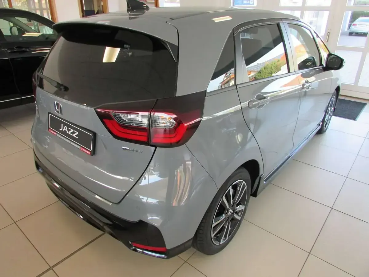 Gebraucht Honda Jazz Advance 122 PS (89 kW) 2025 Urban gray p Kleinwagen