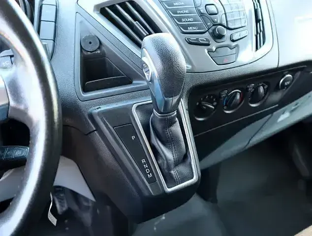 Gebraucht Ford Transit Custom 170 PS (125 kW) 2017 Grau Van