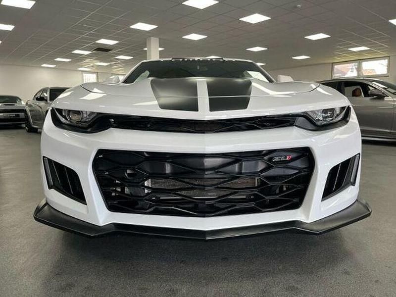 Gebraucht Chevrolet Camaro 275 PS (202 kW) 2023 Weiss
