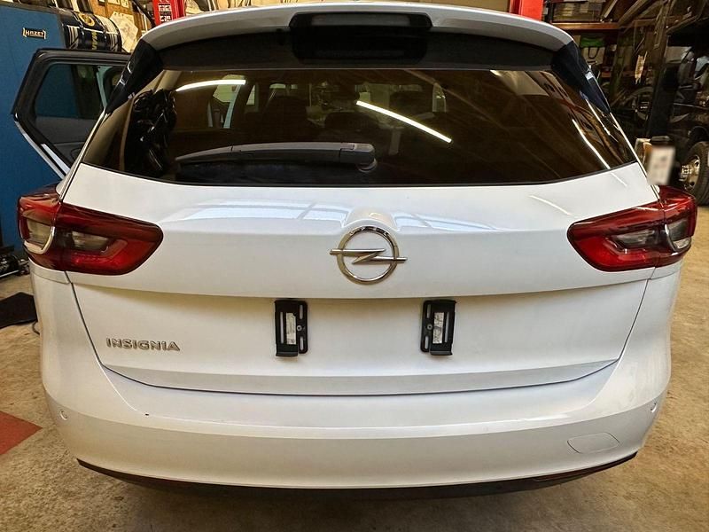 Gebraucht Opel Insignia 136 PS (100 kW) 2020 Weiß Kombi