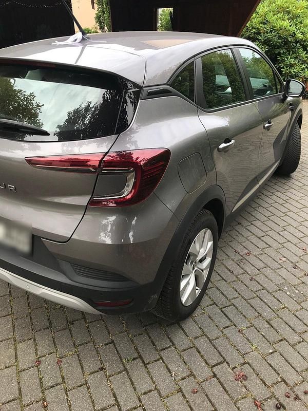 Gebraucht Renault Captur Intens 96 PS (70 kW) 2020 Grau SUV
