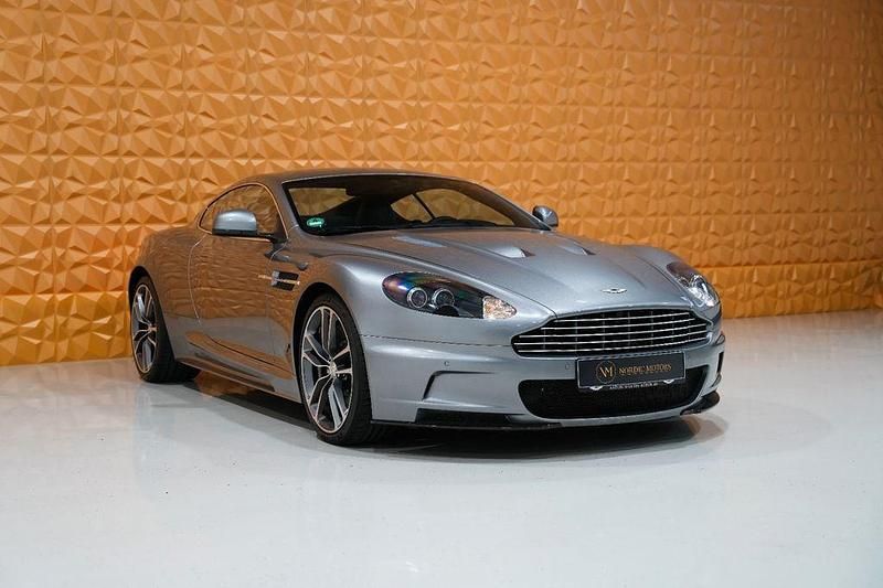 Grau Gebraucht 2011 Aston Martin DBS | 135.900 € (Etwas zu teuer) - Bild 1/4