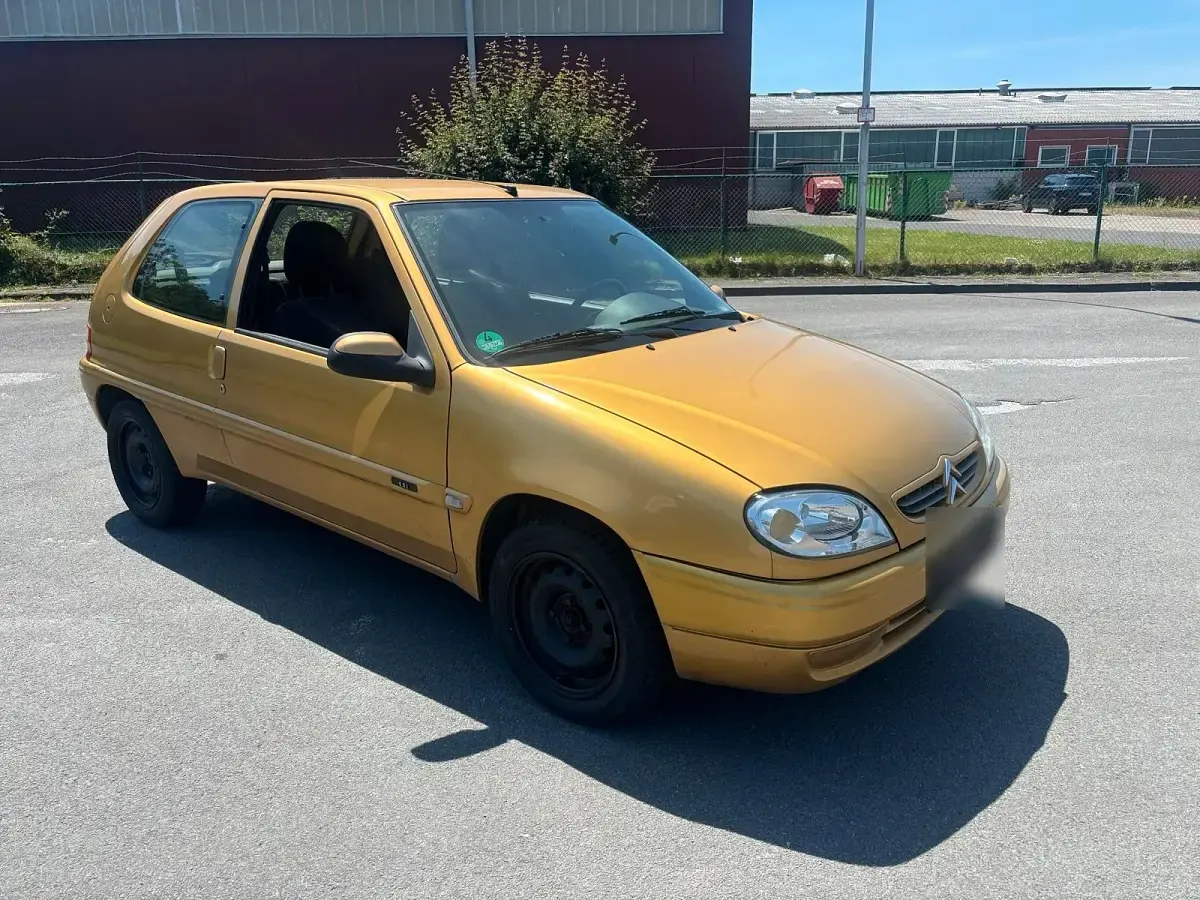 Gebraucht Citroën Saxo 60 PS (44 kW) 2000 Gold Kleinwagen