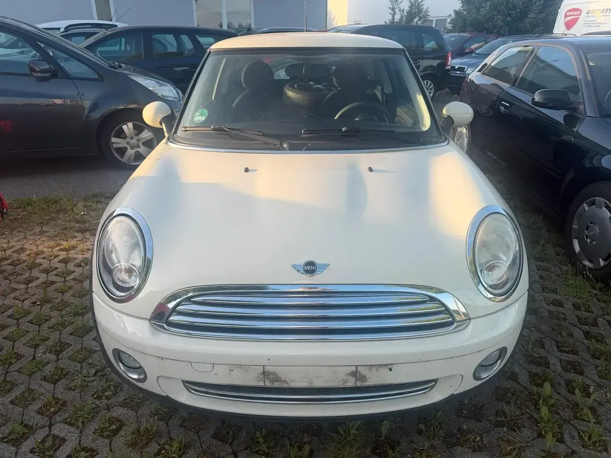Gebraucht Mini ONE 75 PS (55 kW) 2010 Weiß Kleinwagen