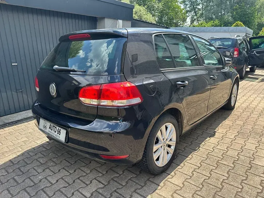 Gebraucht VW Golf VI Style 122 PS (89 kW) 2011 Schwarz Kleinwagen