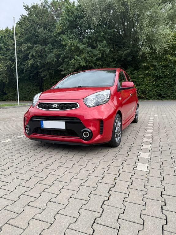 Rot Gebraucht 2015 Kia Picanto 2 Kleinwagen | 4.290 € (Teuer) - Bild 1/4