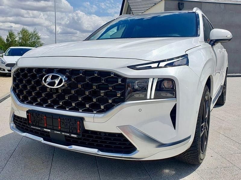 Weiß Gebraucht 2024 Hyundai Santa Fe Signature SUV | 39.990 € (Superpreis) - Bild 1/4