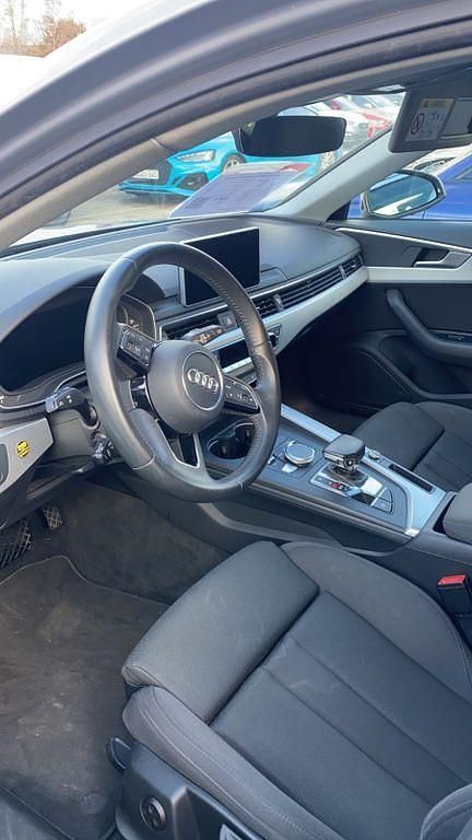 Gebraucht Audi A4 Ambiente 190 PS (139 kW) 2017 Silber Kombi