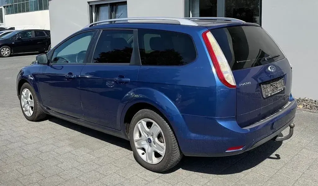 Gebraucht Ford Focus Style 101 PS (74 kW) 2009 Blau Limousine