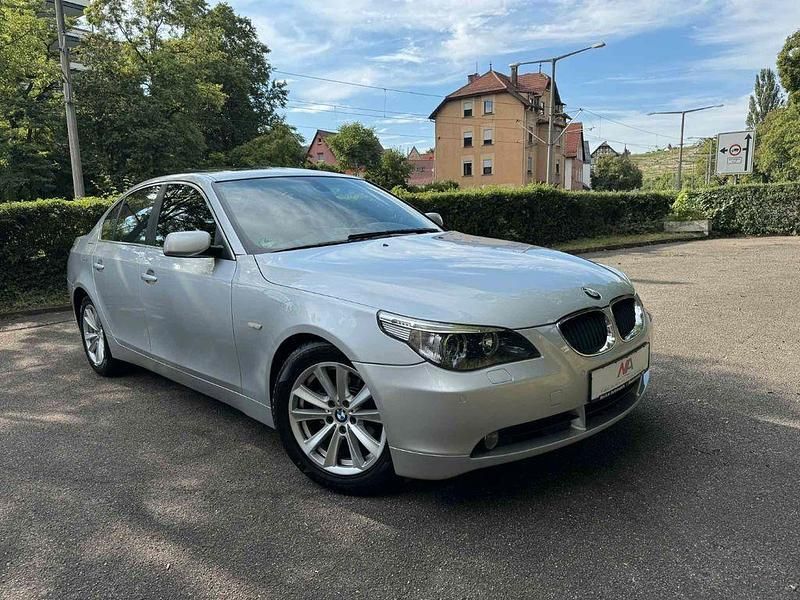 Silber Gebraucht 2005 BMW 525 Sport Line Limousine | 6.850 € (Etwas zu teuer) - Bild 1/4