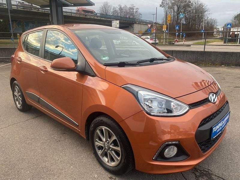 Gebraucht Hyundai i10 Style 87 PS (63 kW) 2014 Orange Kleinwagen