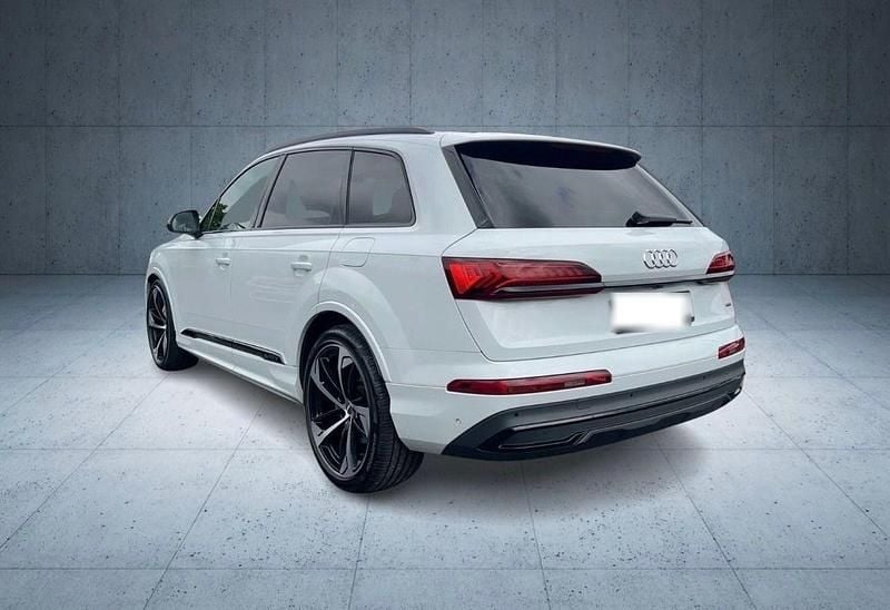 Gebraucht Audi Q7 Ambiente 381 PS (280 kW) 2021 Weiß SUV