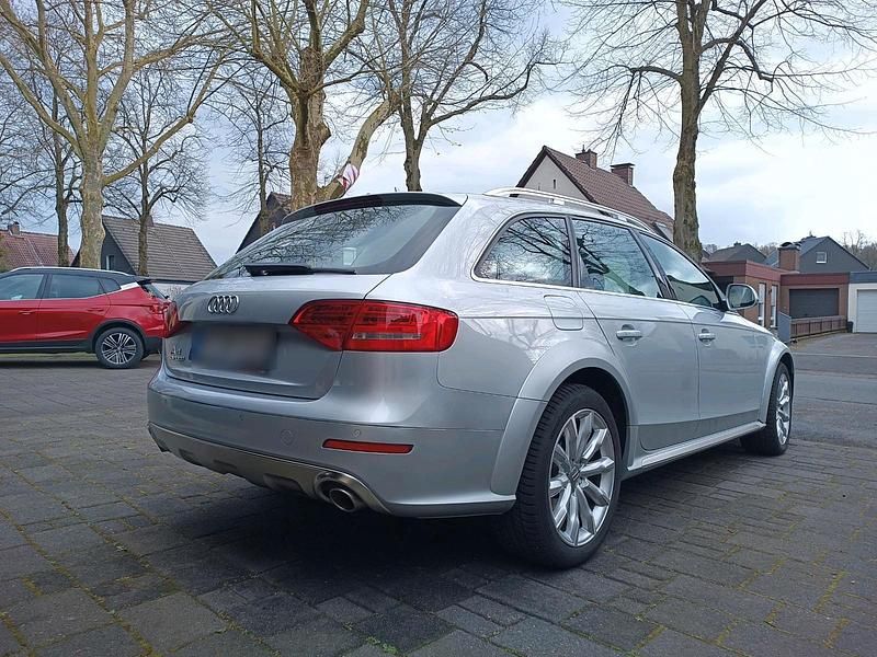 Gebraucht Audi A4 Allroad 240 PS (176 kW) 2011 Silber Kombi