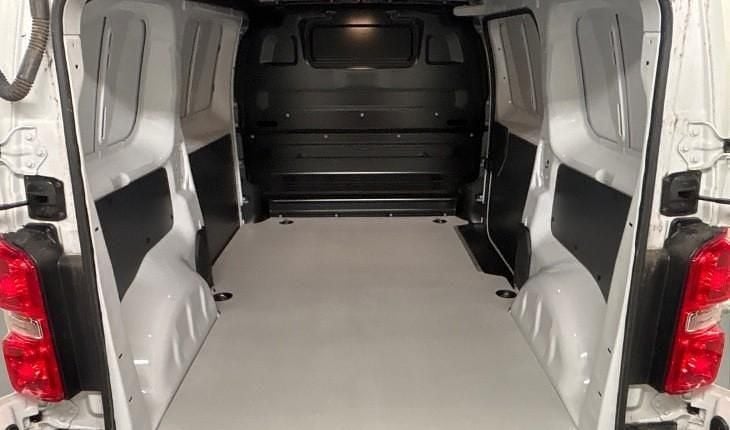 Gebraucht Opel Vivaro-e Combi 100 kW (136 PS) 2023 Weiß Van