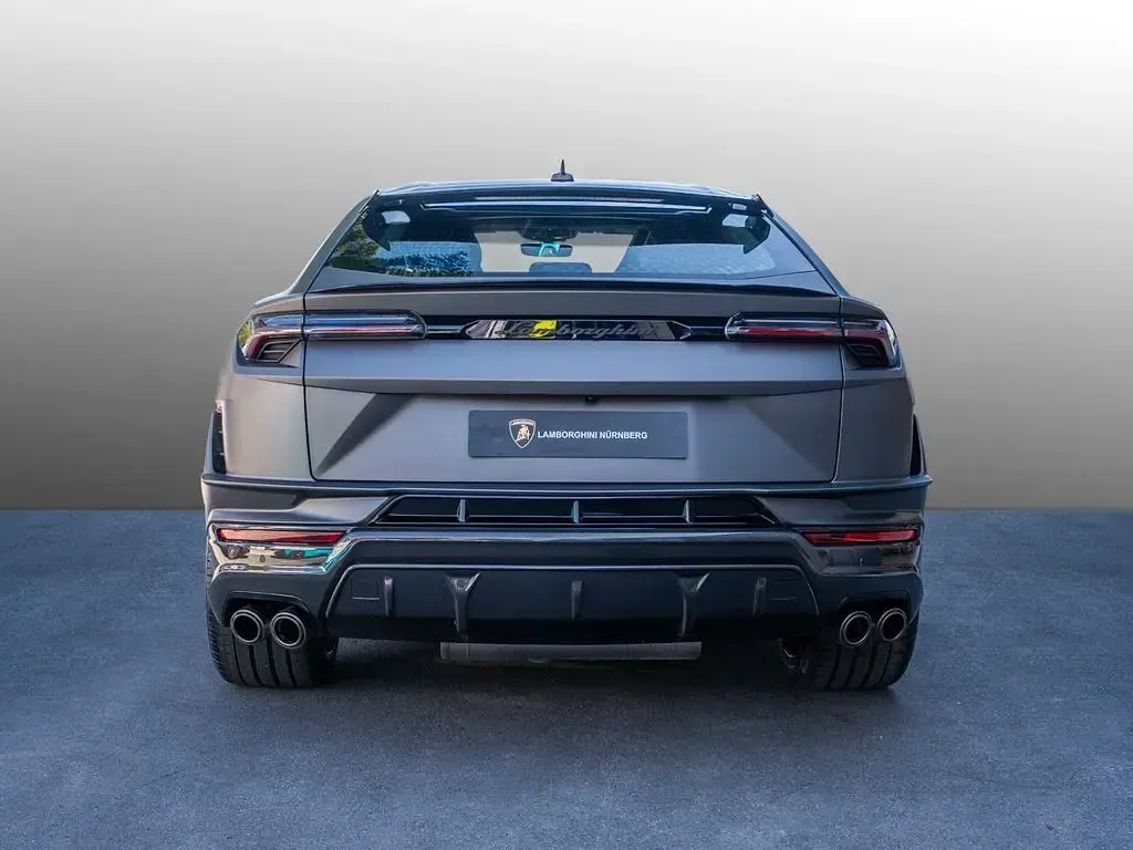 Gebraucht Lamborghini Urus 666 PS (489 kW) 2023 Grigio keres matt SUV