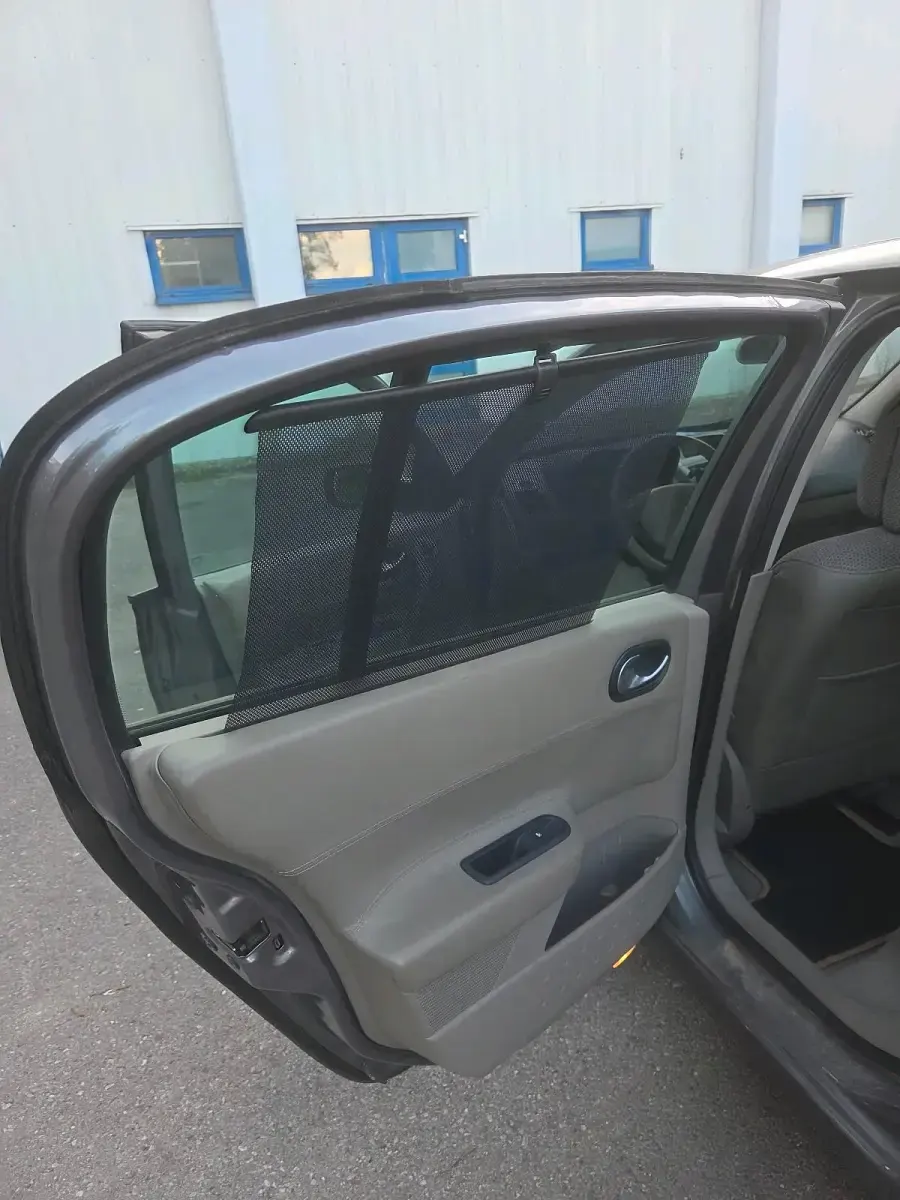Brugt Renault Mégane II Authentique 140 HK (102 kW) 2003 Sølv Sedan