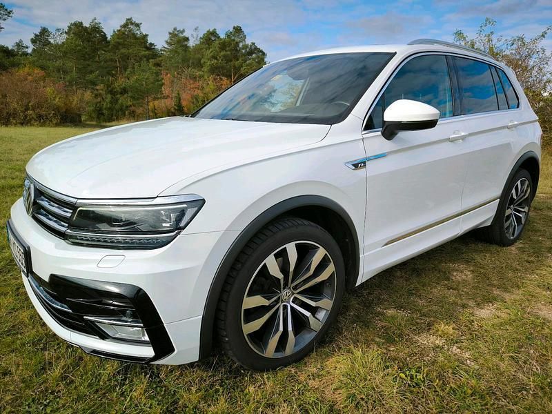 Weiß Gebraucht 2017 VW Tiguan R-line SUV | 23.900 € (Fairer Preis) - Bild 1/4