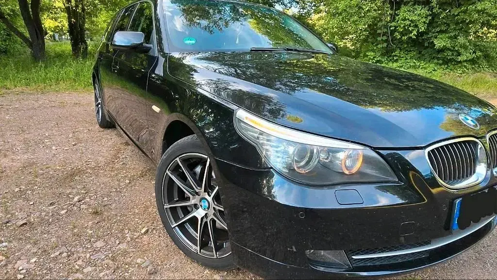 Gebraucht BMW 530 235 PS (172 kW) 2007 Schwarz Kombi