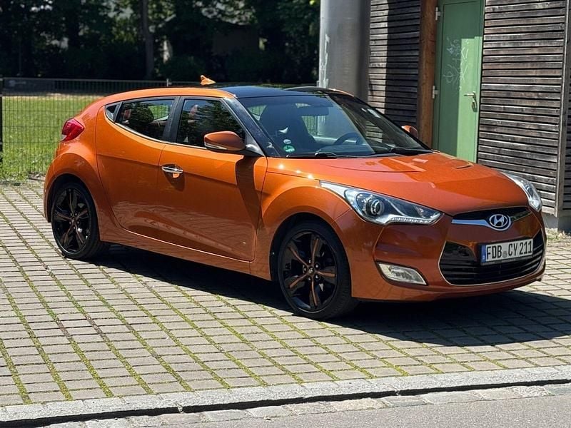Gebraucht Hyundai Veloster Style 140 PS (102 kW) 2013 Orange Coupé