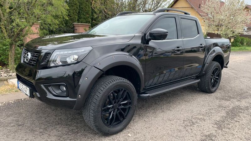Schwarz Gebraucht 2022 Nissan Navara N-Guard Abholung | 33.308 € (Fairer Preis) - Bild 1/4