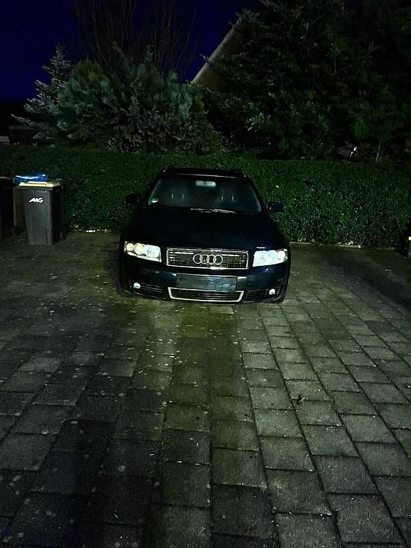 Gebraucht Audi A4 131 PS (96 kW) 2004 Blau Kombi