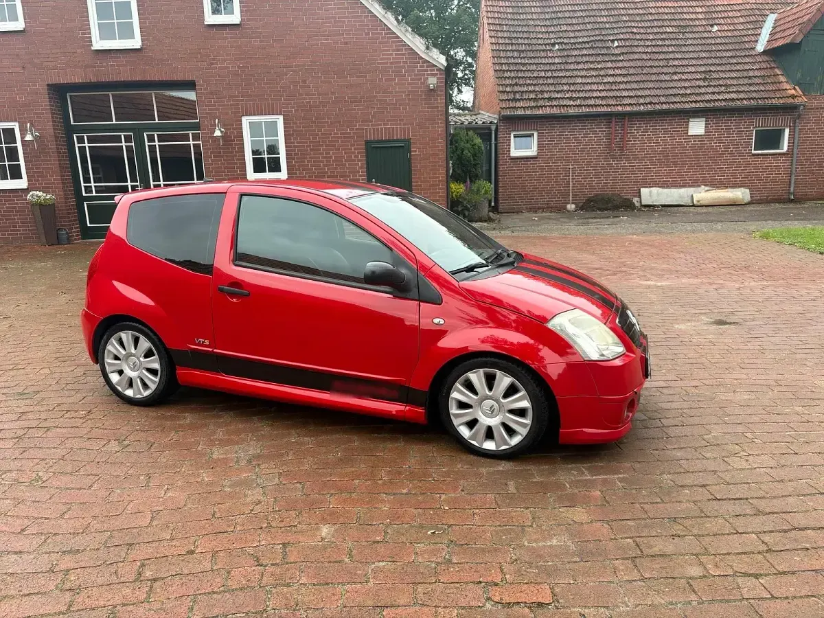 Gebraucht Citroën C2 122 PS (89 kW) 2007 Rot Kleinwagen