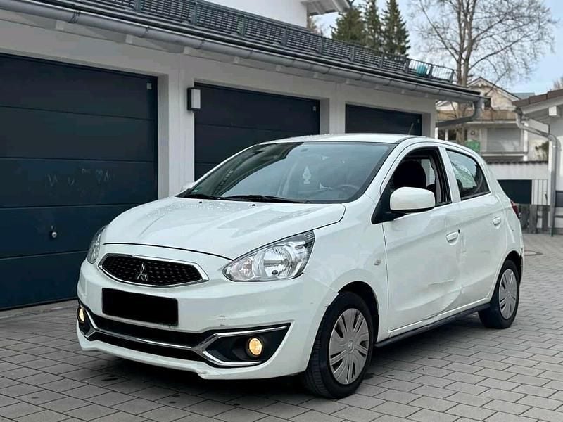 Second-hand Mitsubishi Space Star 71 CP (52 kW) 2020 Alb Hatchback