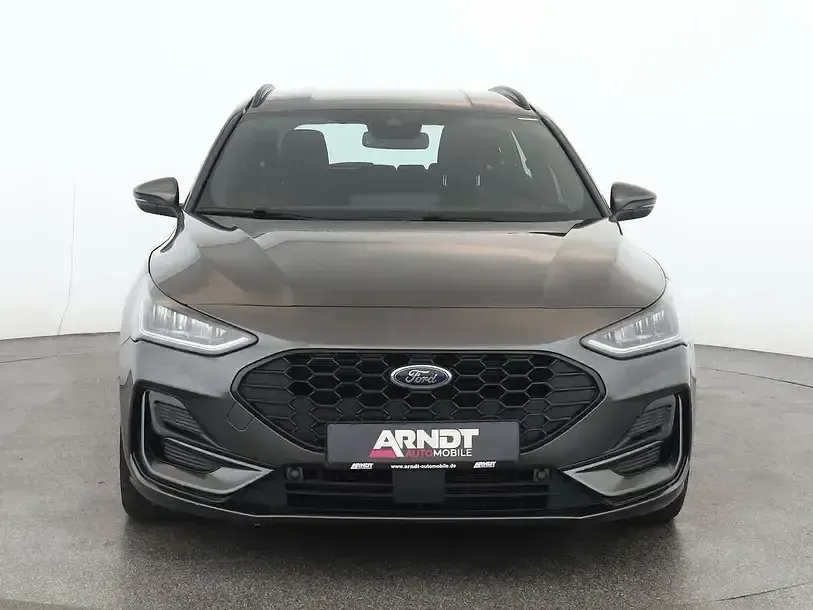 Gebraucht Ford Focus ST-Line 116 PS (85 kW) 2024 Grau Kombi