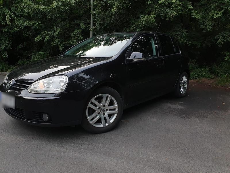 Gebraucht VW Golf V 80 PS (58 kW) 2006 Schwarz Kleinwagen