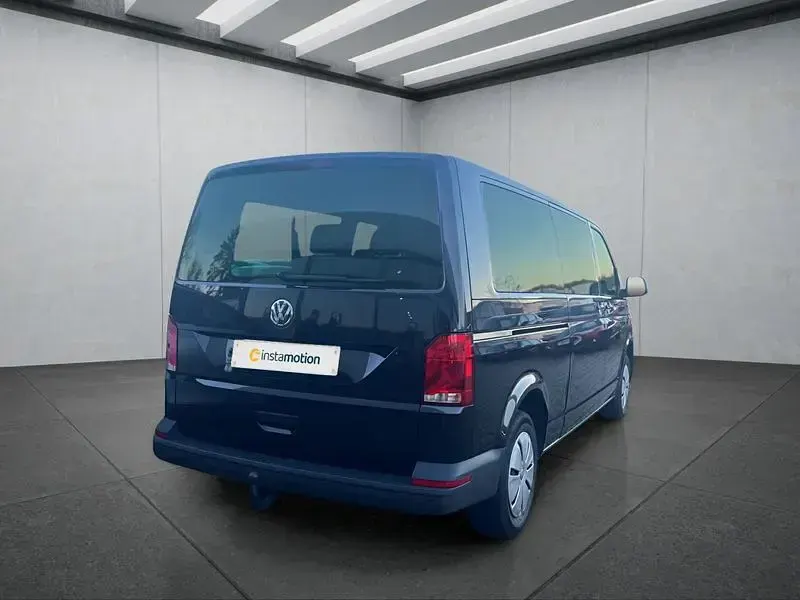 Gebraucht VW Caravelle 150 PS (110 kW) 2024 Schwarz Van