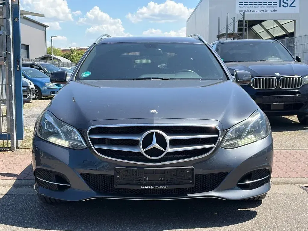 Gebraucht Mercedes E200 136 PS (100 kW) 2014 Grau Kombi