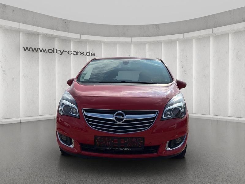 Gebraucht Opel Meriva Innovation 140 PS (102 kW) 2016 Rot Van / Kleinbus