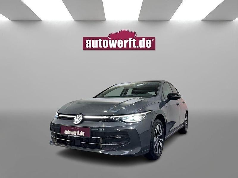 Grau Gebraucht 2025 VW Golf VIII Goal Limousine | 28.900 € (Superpreis) - Bild 1/4