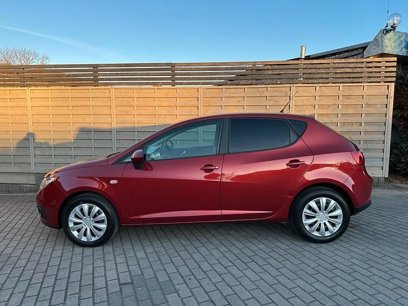 Gebraucht Seat Ibiza Stylance 85 PS (62 kW) 2010 Rot Limousine