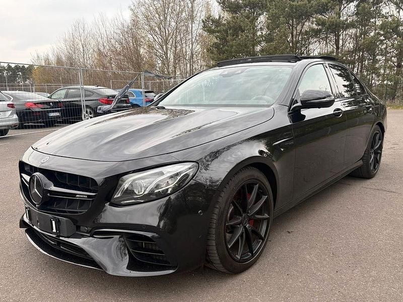 Gebraucht Mercedes E63 AMG 571 PS (419 kW) 2020 Schwarz Limousine