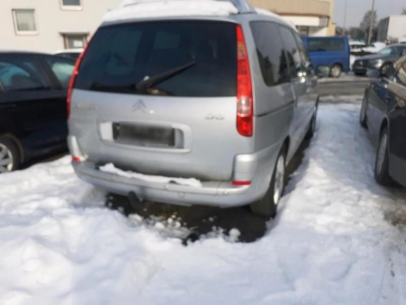 Silber Gebraucht 2006 Citroën C8 Van / Kleinbus | 2.450 € (Fairer Preis) - Bild 1/4