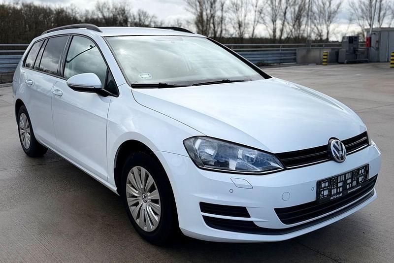 Gebraucht VW Golf VII 110 PS (80 kW) 2015 Weiß Kombi