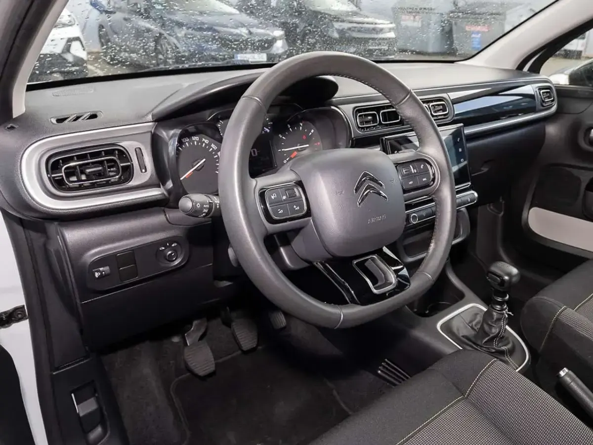 Gebraucht Citroën C3 PureTech 110 PS (80 kW) 2024 Weiß Limousine
