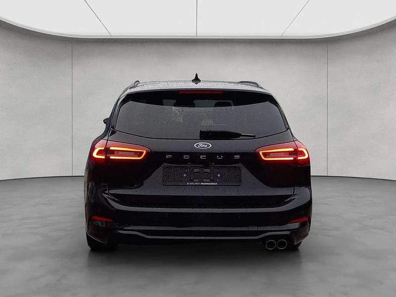 Gebraucht Ford Focus ST-Line X 155 PS (114 kW) 2024 Agate black metallic Kombi