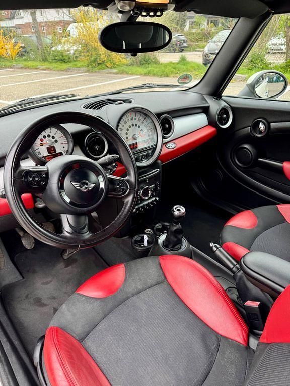 Gebraucht Mini One Cabriolet 98 PS (72 kW) 2011 Weiß Cabrio