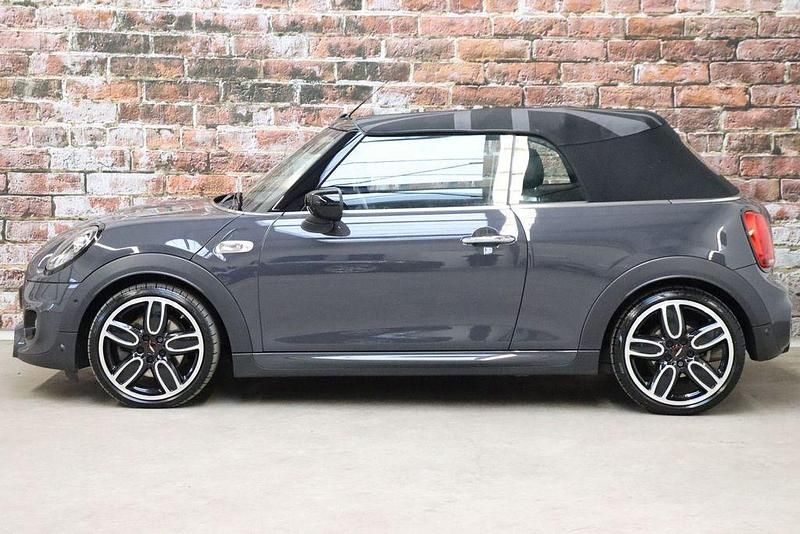 Gebraucht Mini Cooper S Cabriolet 179 PS (131 kW) 2021 Grau Cabrio