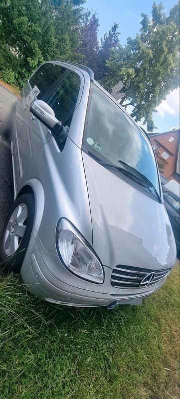 Gebraucht Mercedes Viano 150 PS (110 kW) 2004 Silber Van / Kleinbus