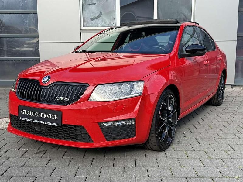 Rot Gebraucht 2016 Skoda Octavia RS Limousine | 16.490 € (Fairer Preis) - Bild 1/4