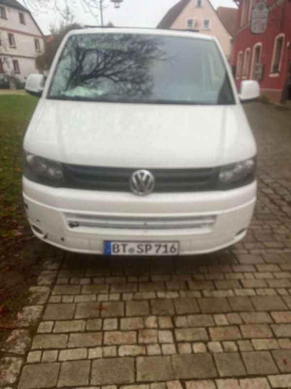 Gebraucht VW T5 140 PS (102 kW) 2013 Weiß Van