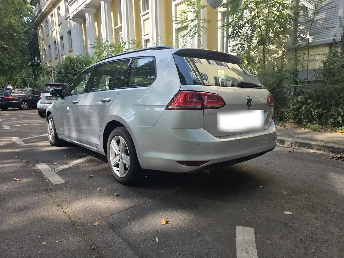 Gebraucht VW Golf VII 110 PS (80 kW) 2016 Silber Kombi