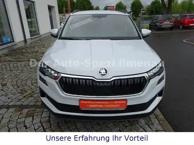 Gebraucht Skoda Karoq Tour 150 PS (110 kW) 2023 Weiß SUV